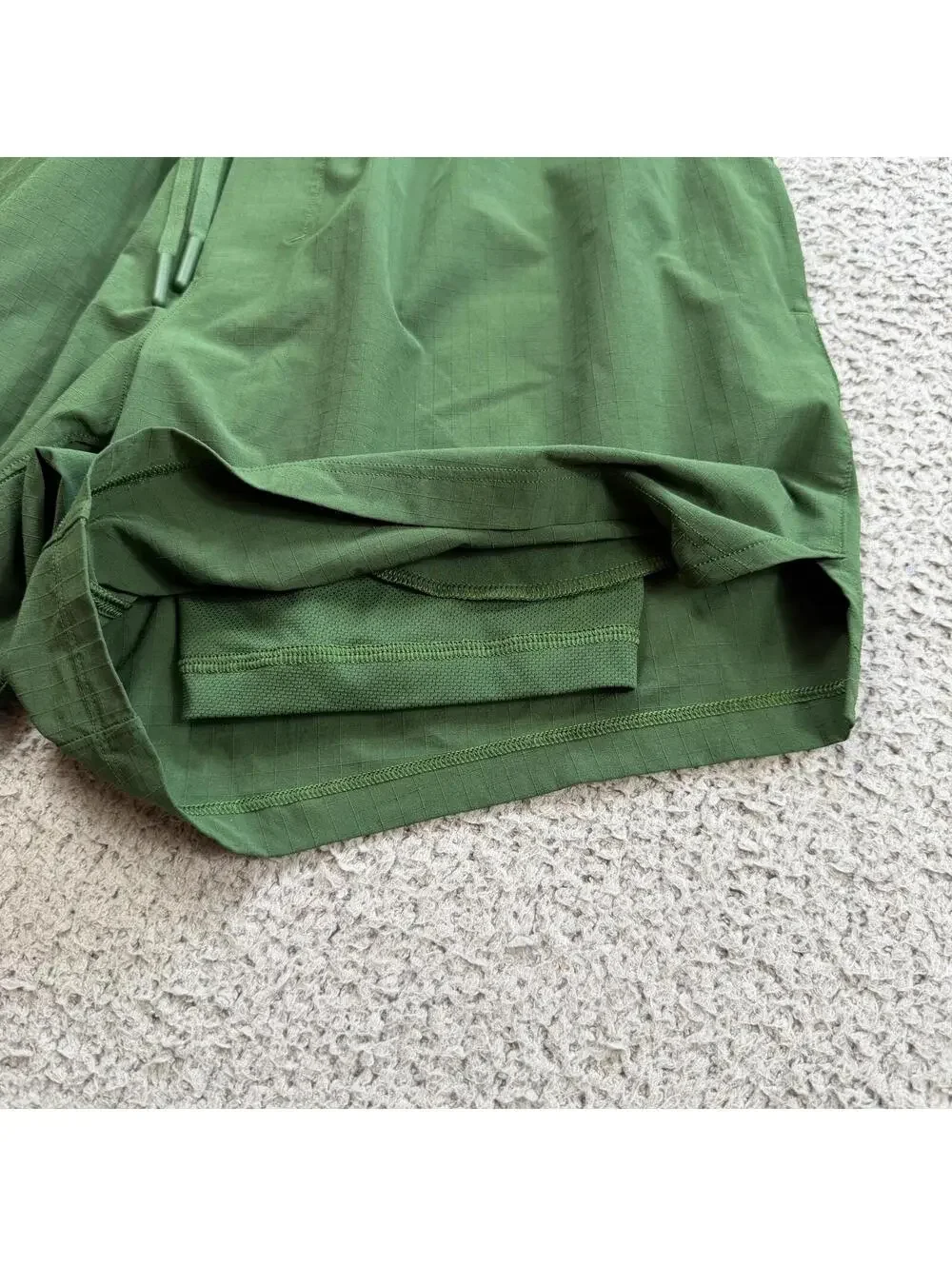 Lululemon Pace Breaker Lined Shorts Green Ripstop Athletic Running Shorts XS